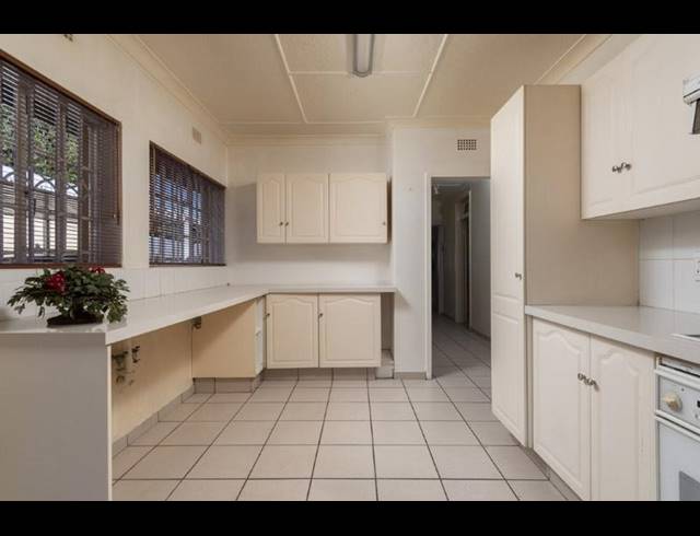 2 BEDROOM HOUSE FOR SALE IN LINMEYER